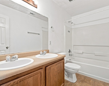 5708 Colinton Ave - Photo Thumbnail 11