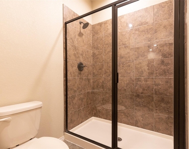 271 Joanne Loop Loop - Photo Thumbnail 10