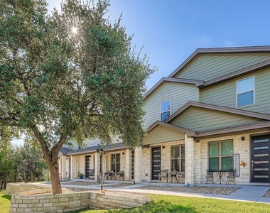 18803 Hogan Cir - Photo Thumbnail 1