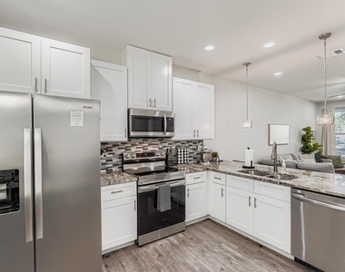 18803 Hogan Cir - Photo Thumbnail 2
