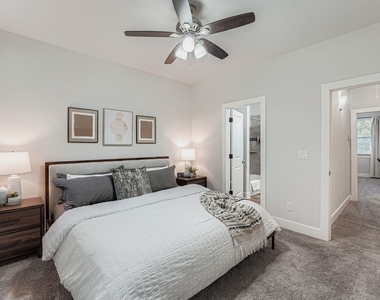 18803 Hogan Cir - Photo Thumbnail 16