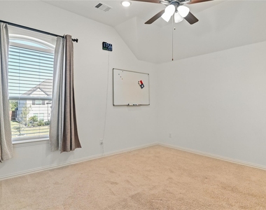 1611 Mcmaster Ln - Photo Thumbnail 32