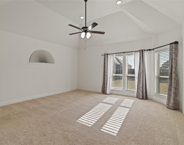1611 Mcmaster Ln - Photo Thumbnail 25