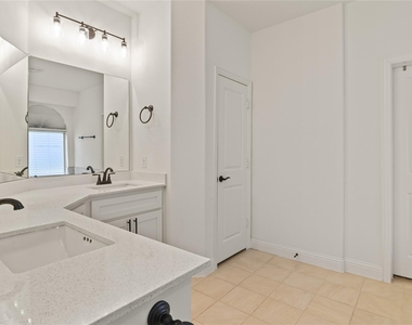 1611 Mcmaster Ln - Photo Thumbnail 22