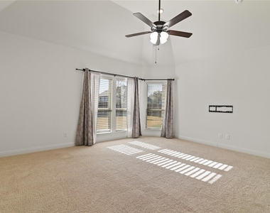 1611 Mcmaster Ln - Photo Thumbnail 26