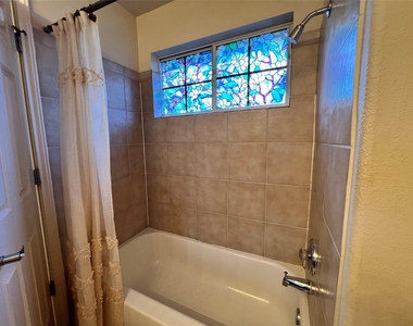 2632 Century Park Blvd - Photo Thumbnail 11