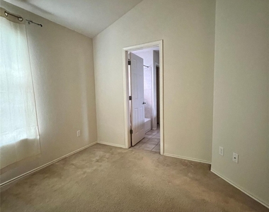 2632 Century Park Blvd - Photo Thumbnail 8