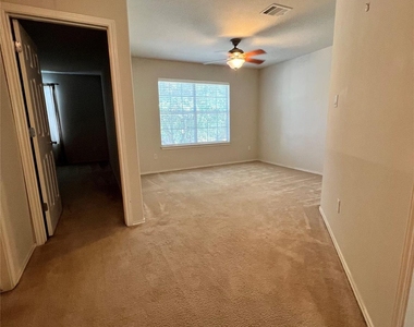 2632 Century Park Blvd - Photo Thumbnail 9