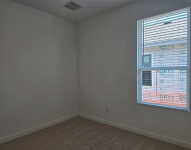 229 Mets Way - Photo Thumbnail 14