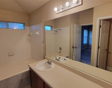 339 Marquitos Dr - Photo Thumbnail 11