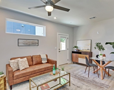 7204 Meador Ave - Photo Thumbnail 9
