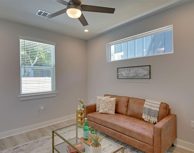 7204 Meador Ave - Photo Thumbnail 11