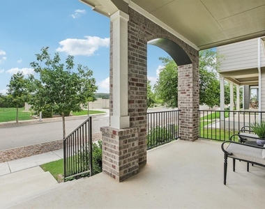 2800 Seneca Path - Photo Thumbnail 2