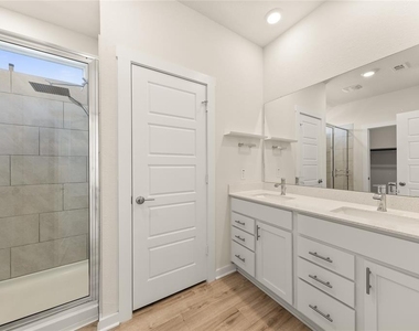 13809 Lubeck Dr - Photo Thumbnail 14