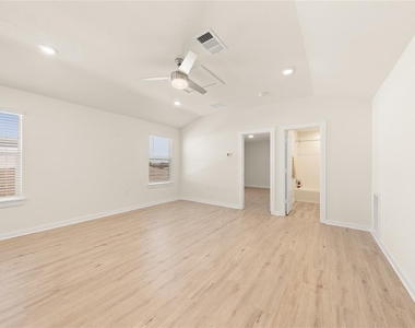 13809 Lubeck Dr - Photo Thumbnail 19