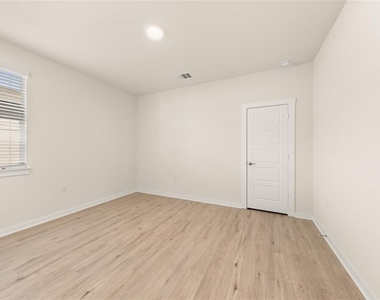13809 Lubeck Dr - Photo Thumbnail 26