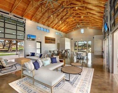 1624 Stone House Dr - Photo Thumbnail 20