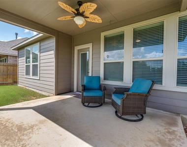 1624 Stone House Dr - Photo Thumbnail 16