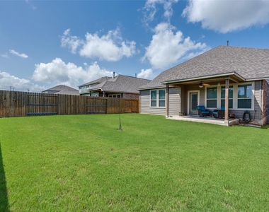 1624 Stone House Dr - Photo Thumbnail 15