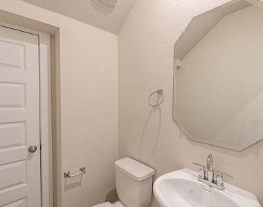 7400 Travertine Spring Dr - Photo Thumbnail 7