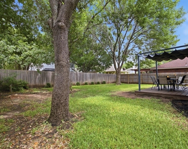 2903 Pioneer Way - Photo Thumbnail 25