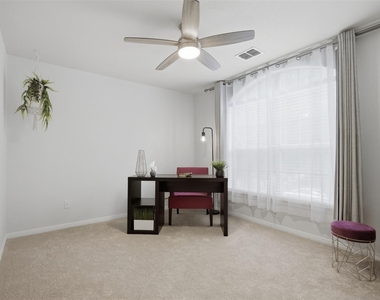2903 Pioneer Way - Photo Thumbnail 18