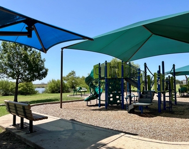 2903 Pioneer Way - Photo Thumbnail 29