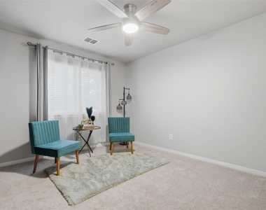2903 Pioneer Way - Photo Thumbnail 20