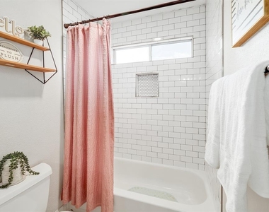 3019 Plantation Dr - Photo Thumbnail 26