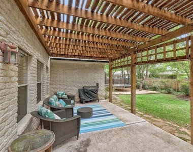 3019 Plantation Dr - Photo Thumbnail 30