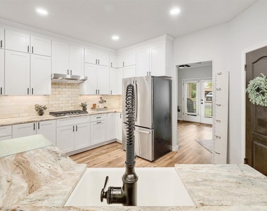 3019 Plantation Dr - Photo Thumbnail 9
