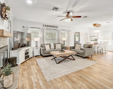 3019 Plantation Dr - Photo Thumbnail 2