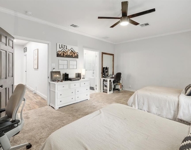 3019 Plantation Dr - Photo Thumbnail 14