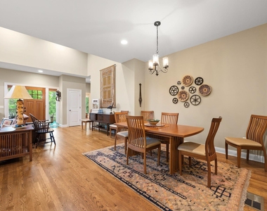 3822 Ridgelea Dr - Photo Thumbnail 11