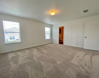6608 Ferrystone Pass - Photo Thumbnail 27