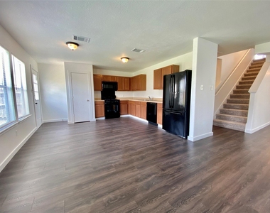 6608 Ferrystone Pass - Photo Thumbnail 16