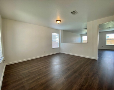 6608 Ferrystone Pass - Photo Thumbnail 19