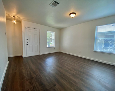 6608 Ferrystone Pass - Photo Thumbnail 18