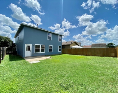 6608 Ferrystone Pass - Photo Thumbnail 32