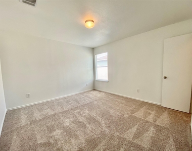 6608 Ferrystone Pass - Photo Thumbnail 7