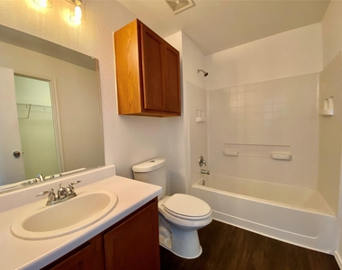 6608 Ferrystone Pass - Photo Thumbnail 28