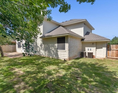 207 Colby Ln - Photo Thumbnail 33
