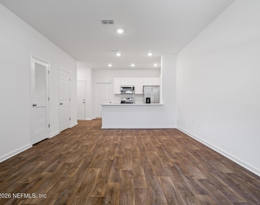 3604 Prairie Wind Court - Photo Thumbnail 7