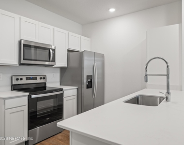 3604 Prairie Wind Court - Photo Thumbnail 3