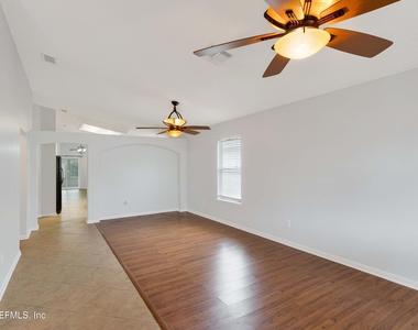 1410 Runes Court - Photo Thumbnail 15