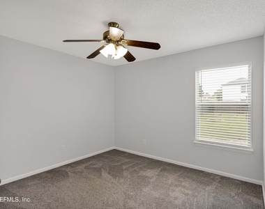 1410 Runes Court - Photo Thumbnail 31