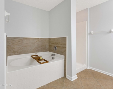 1410 Runes Court - Photo Thumbnail 12