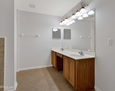 1410 Runes Court - Photo Thumbnail 14