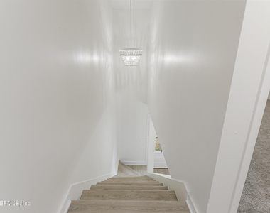 796 Main Street - Photo Thumbnail 18