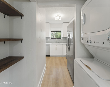 796 Main Street - Photo Thumbnail 8